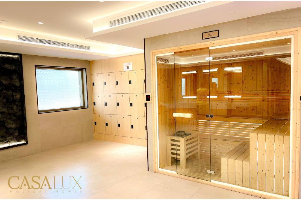 Lovely Big Studio W/ Burj Khalifa View In Downtown ดูไบ ภายนอก รูปภาพ